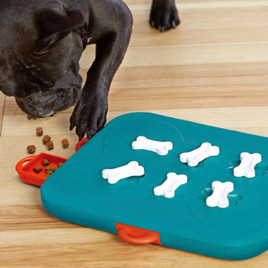 Educational Dog Food Leaker Toy: Stimulate and Engage Your Dog's Mind
