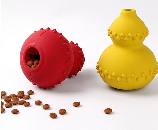 Pet Toy for Smart Playtime: Natural Rubber Ball for Biting and Teeth Grinding🦴